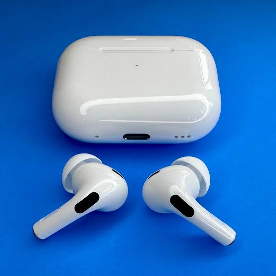 Earburds Pro2– Active Noise Cancellation Earbuds - the makoza hub